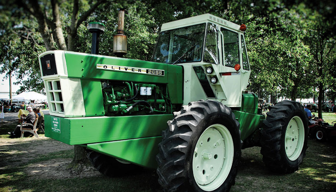 TYPICAL SPECIFICATIONS 1970 MINNEAPOLIS-MOLINE A4T