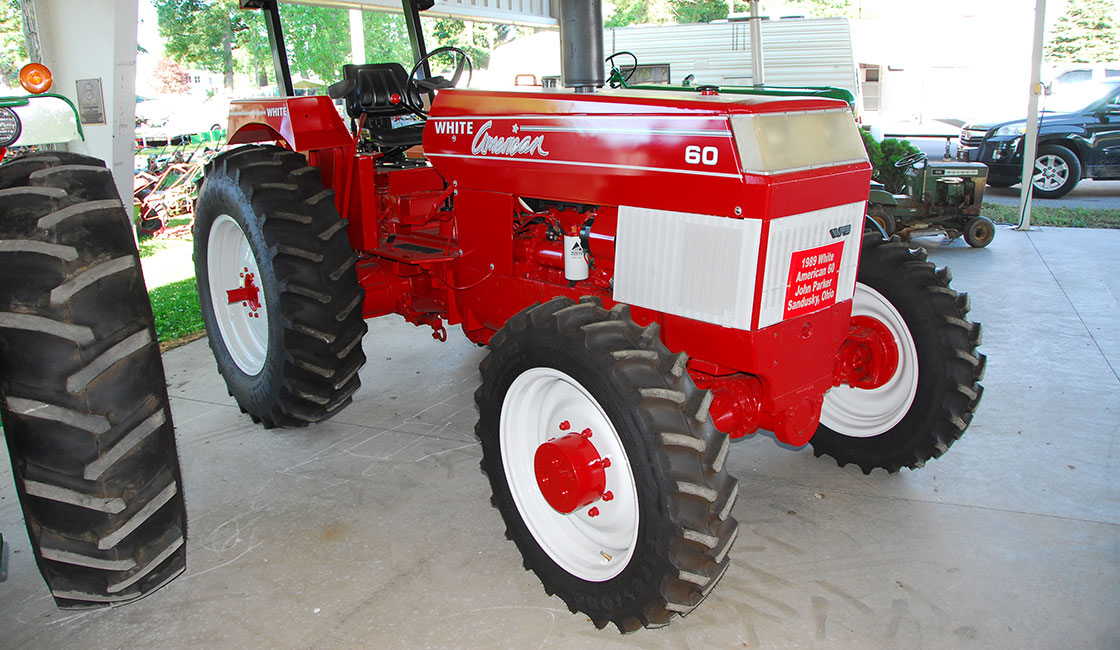 1989 WHITE AMERICAN 60
