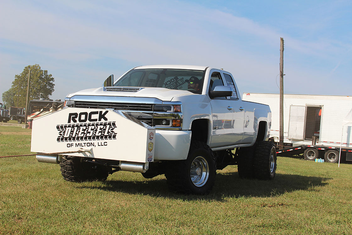 SILVERADO 2500 HD BODY  ’02 FRAME