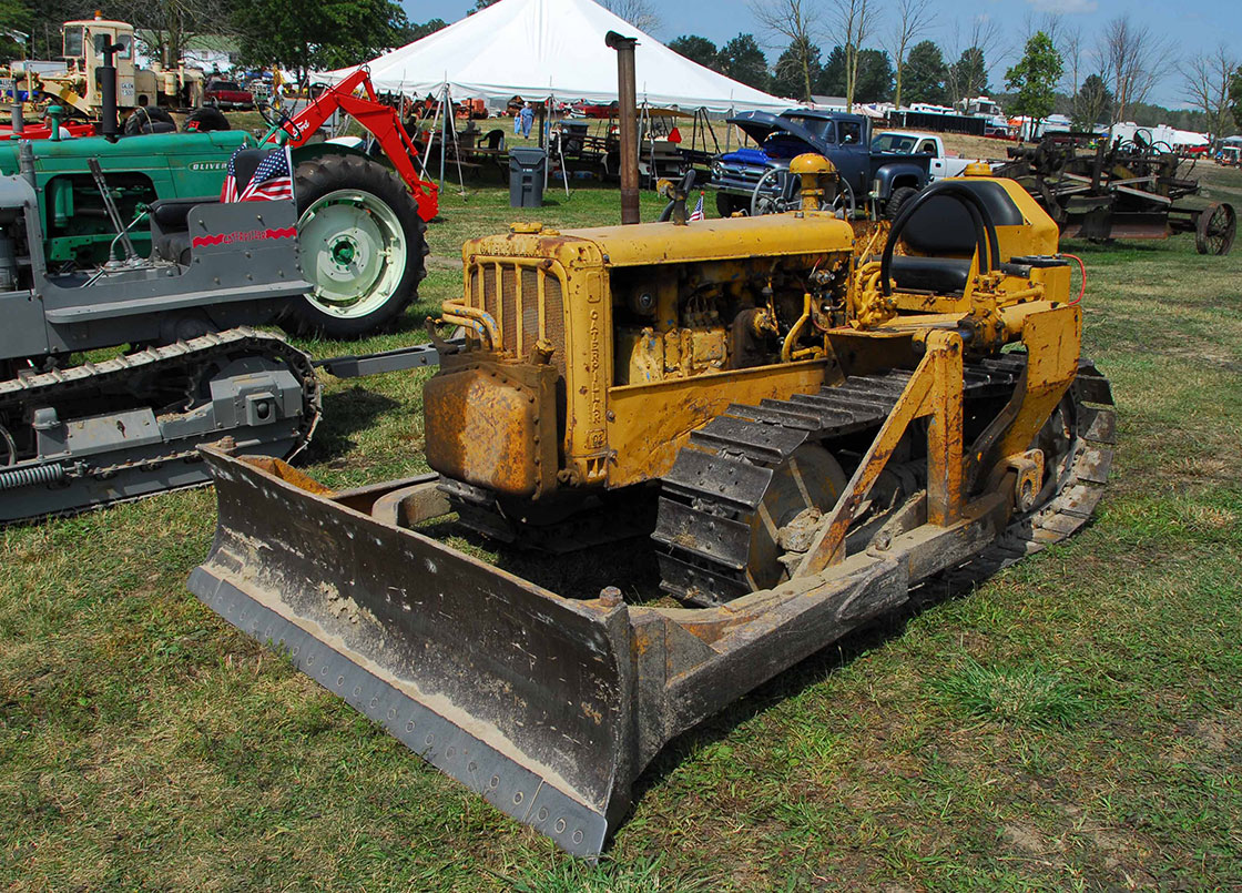 1939 AND 1956 CATERPILLAR D2