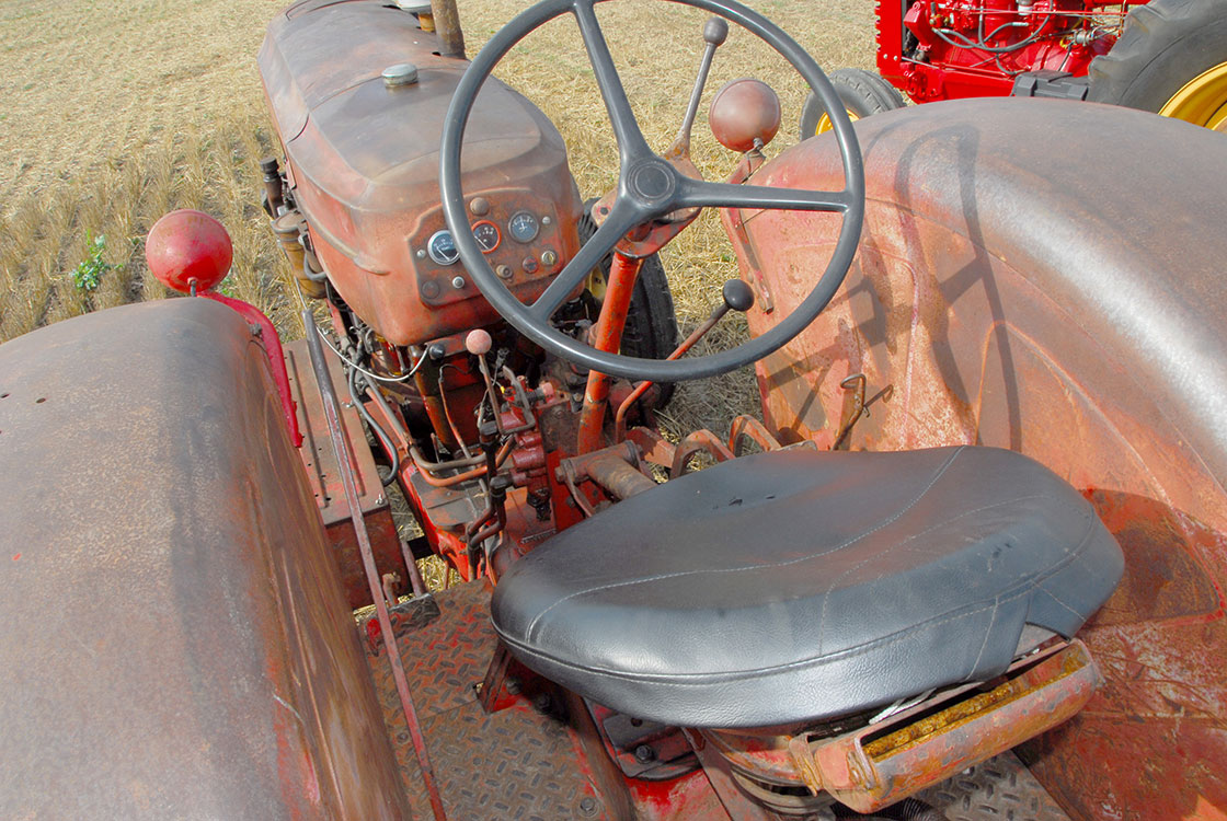 1956 MASSEY-HARRIS 555 WESTERN DIESEL