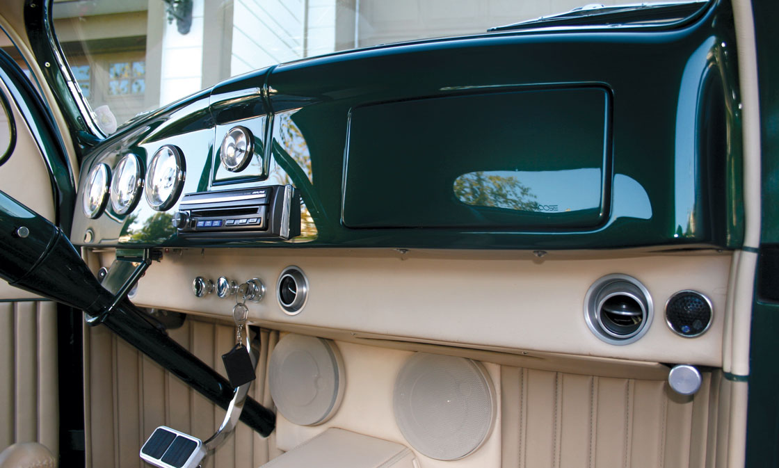 1935 FORD MODEL 38
