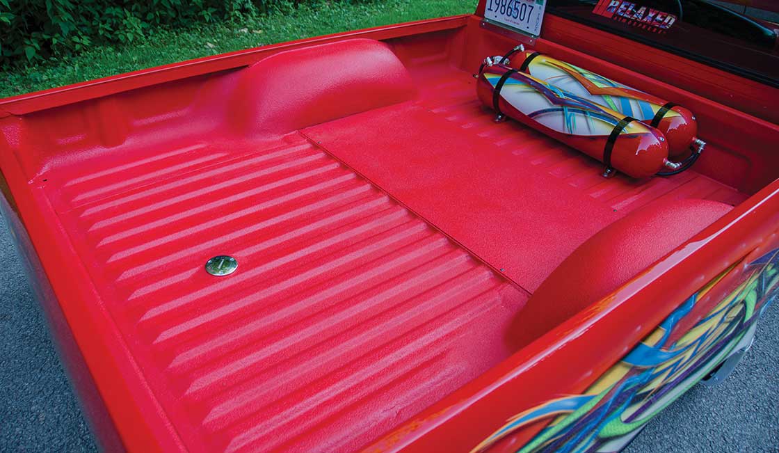 1992 Toyota Pickup Pontiac, IL Relaxed Atmospher E