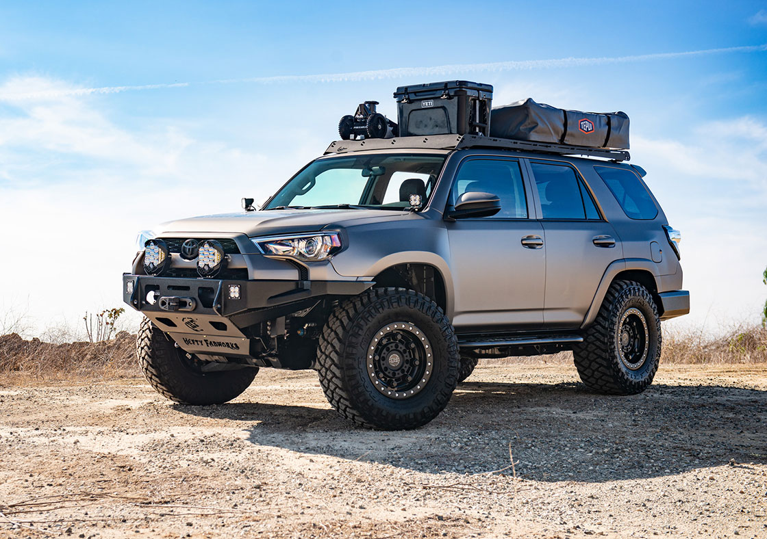 2018 TOYOTA 4RUNNER SR5 4WD