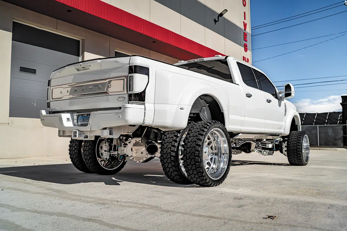 LGND39 Revealed: A Fully Built 2022 Ford F-450