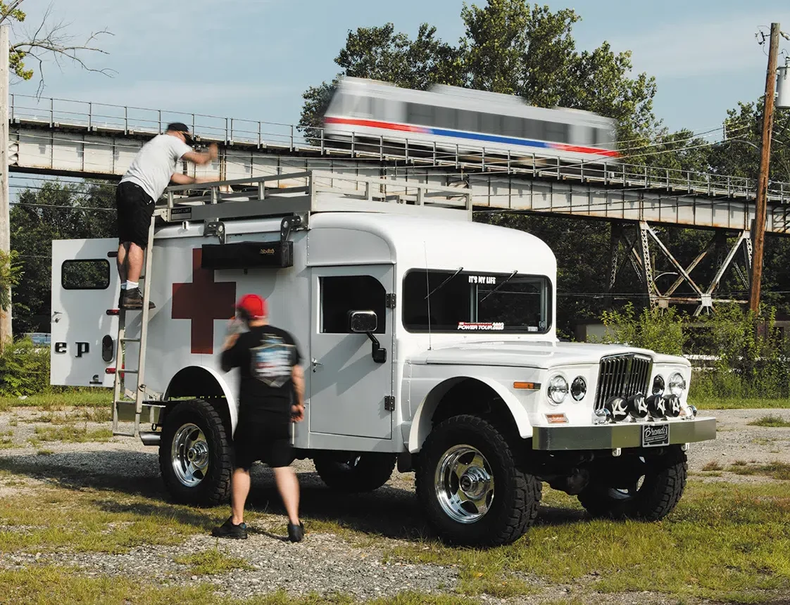 Jeep M725 Ambulance